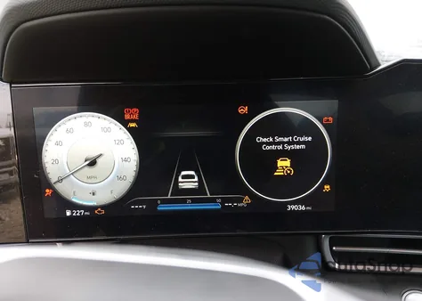 2023 Hyundai Elantra Sel z USA, uszkodzony, nr VIN KMHLS4AG1PU506378